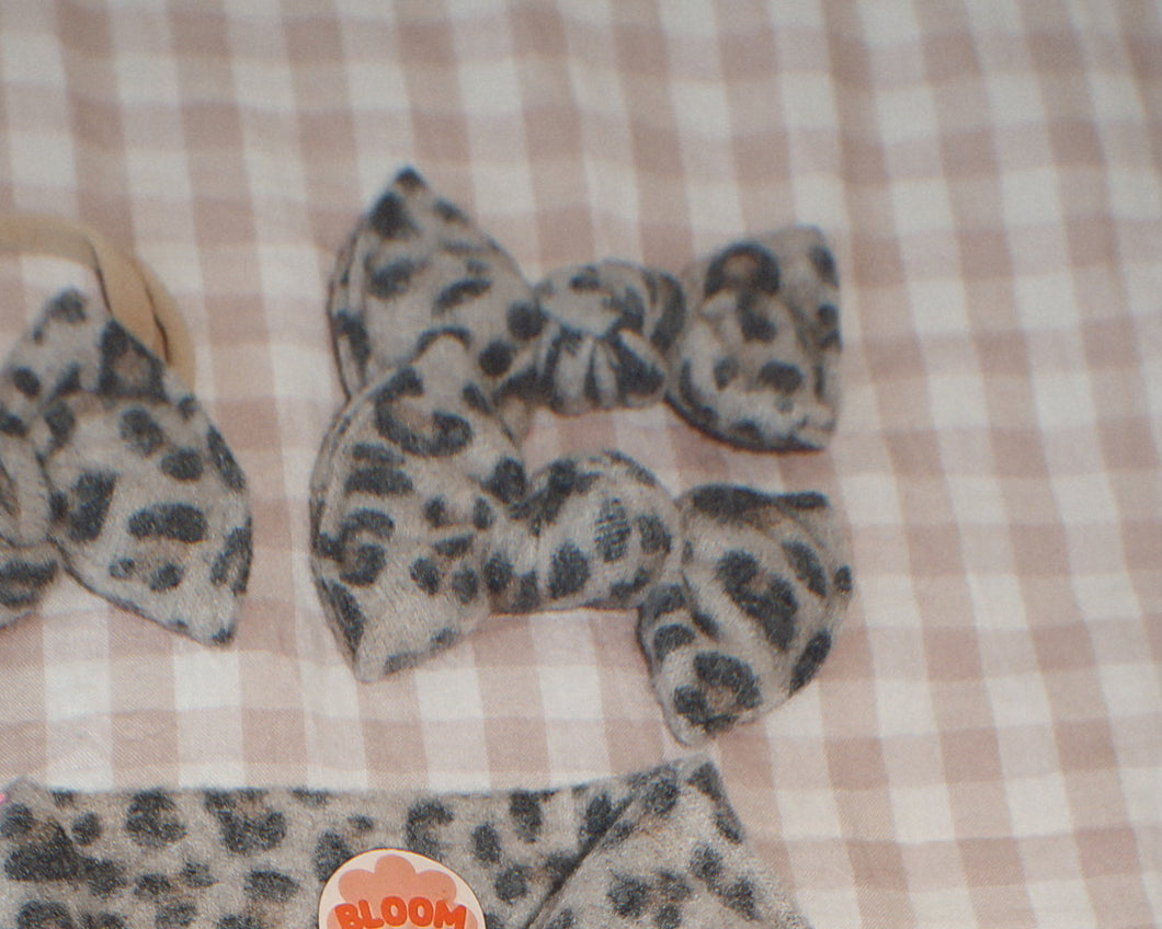 Classic Cheetah Sand FuzzyBloomCLIPS or Nylon Headband
