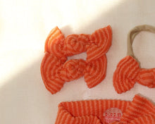 Orange Wavy Ribbed BloomCLIPS or Nylon Headband