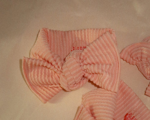 Blush Wavy Ribbed Tie On Headwrap