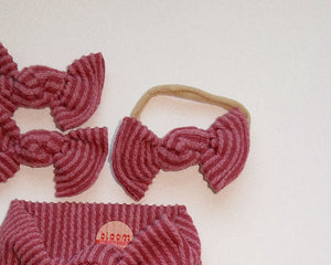 mulberry wavy ribbed nylon headband for baby girl